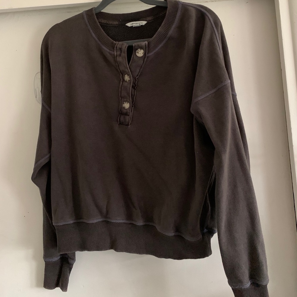 Cropped American eagle sweater